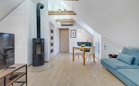 Tower Street Apartment - Old Town